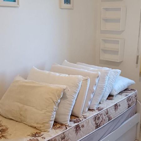 Toninhas - Condominio Wembley Tenis F201 Ubatuba Εξωτερικό φωτογραφία